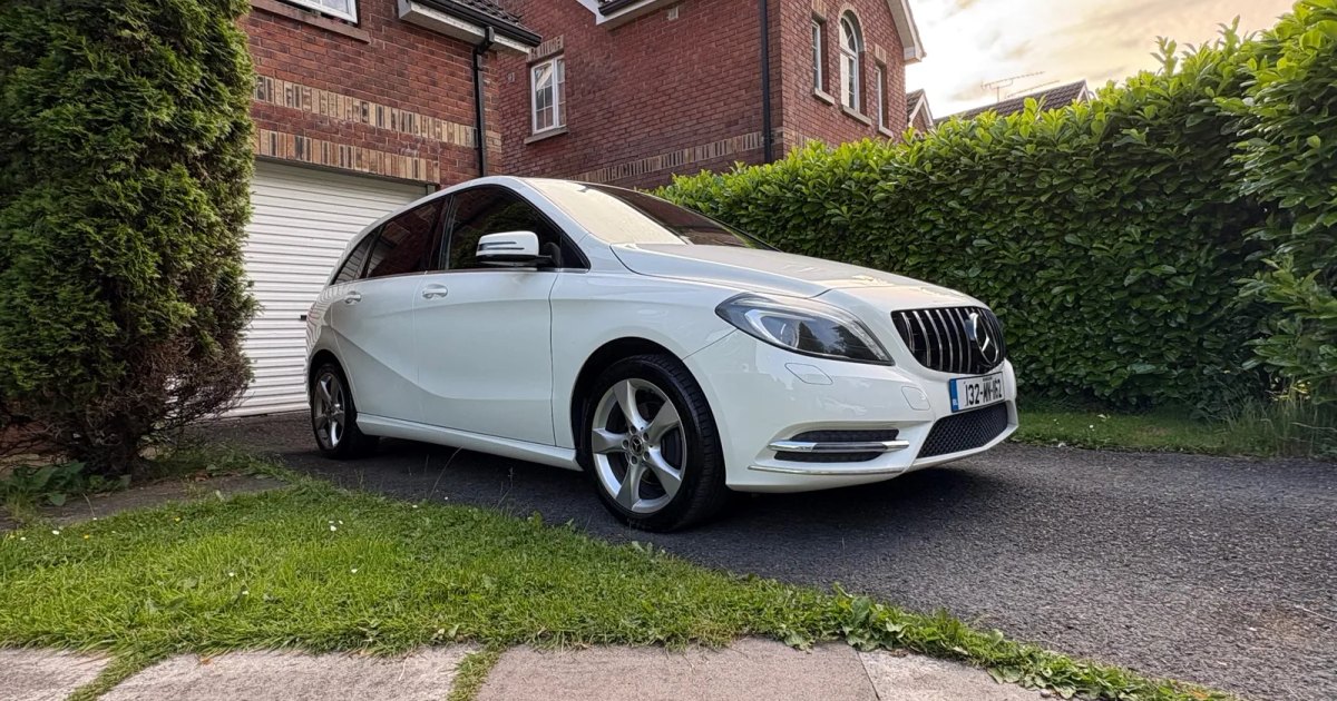 2013 Mercedes-Benz B180