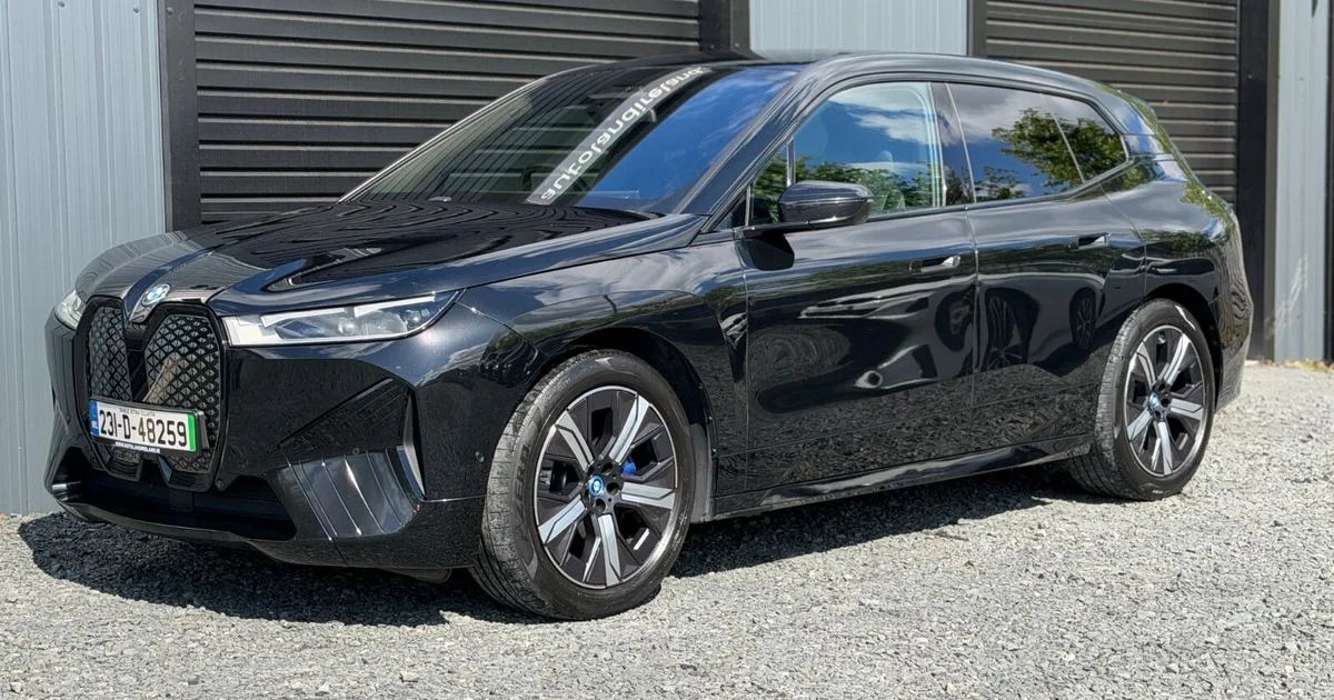 2023 BMW iX