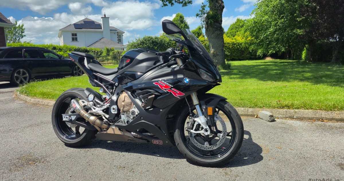2022 BMW S 1000 RR