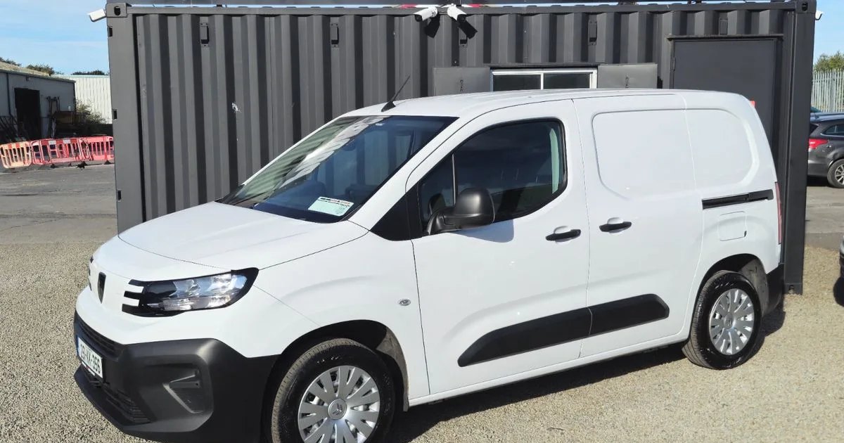 2025 Peugeot Partner