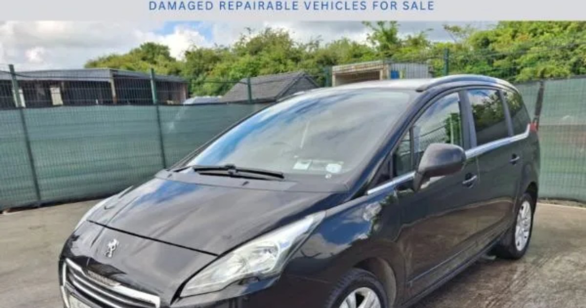 2014 Peugeot 5008
