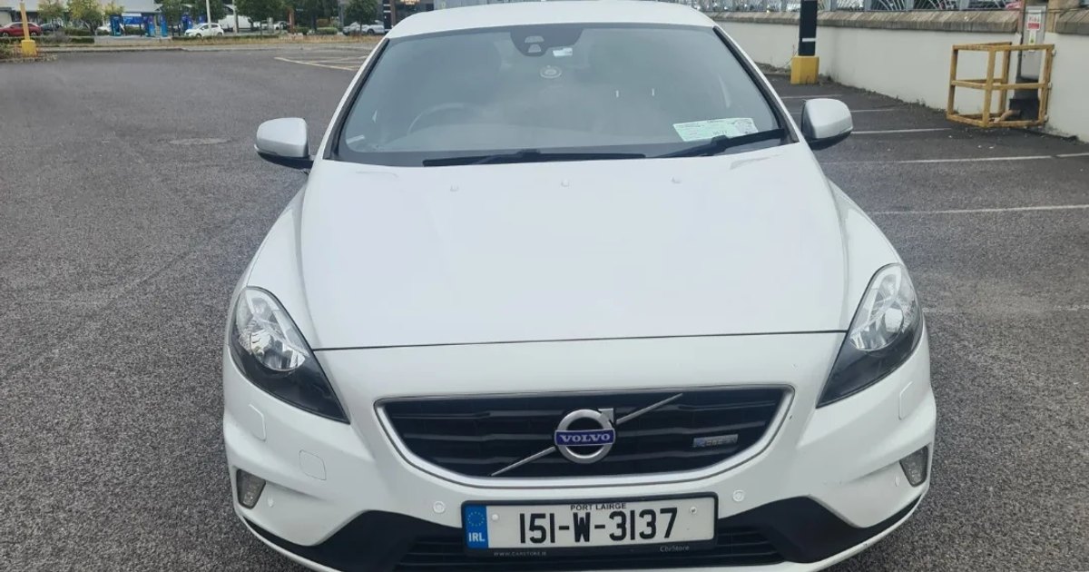 2015 Volvo V40