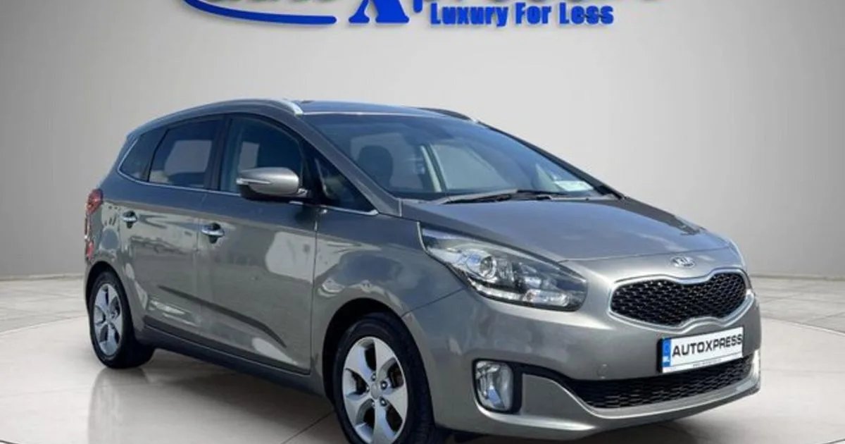 2014 Kia Carens