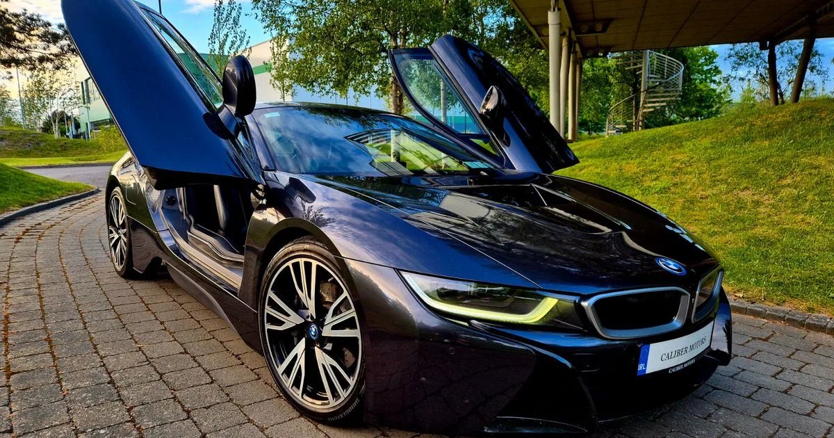 2016 BMW i8