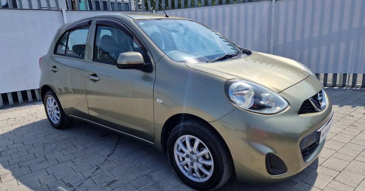 2016 Nissan March