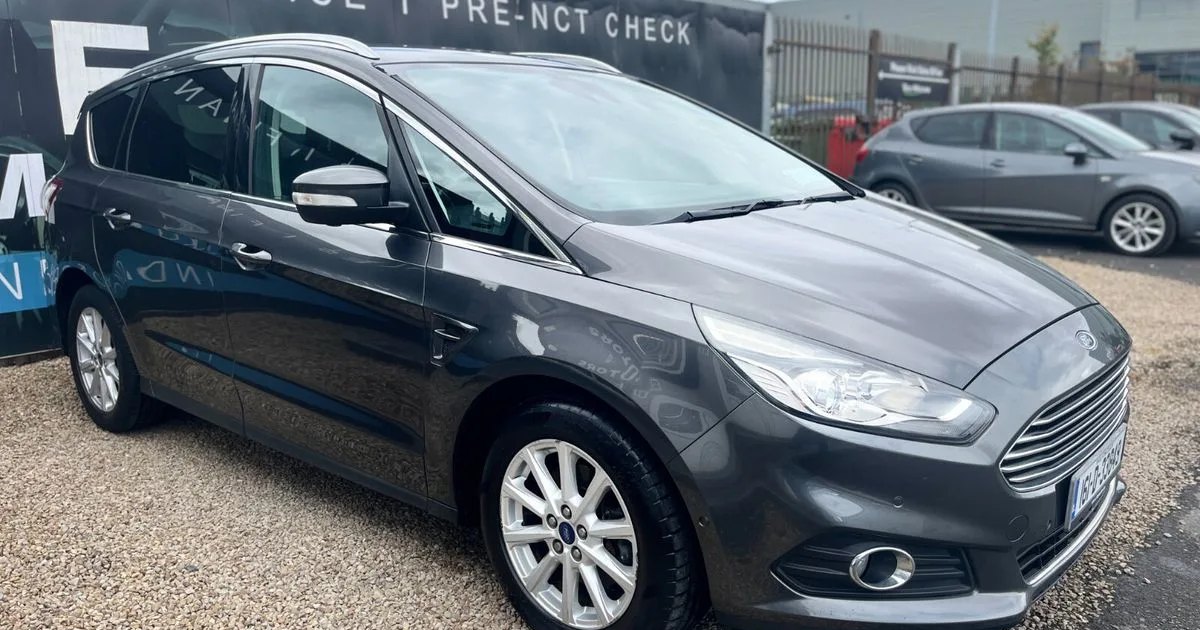 2016 Ford S-Max