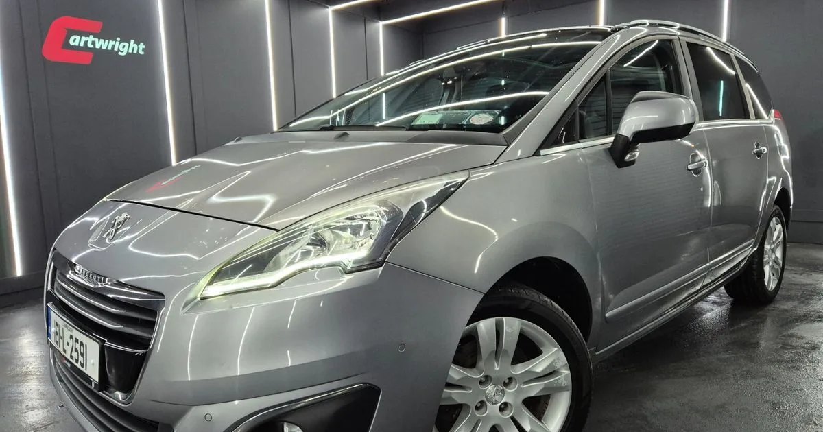 2016 Peugeot 5008