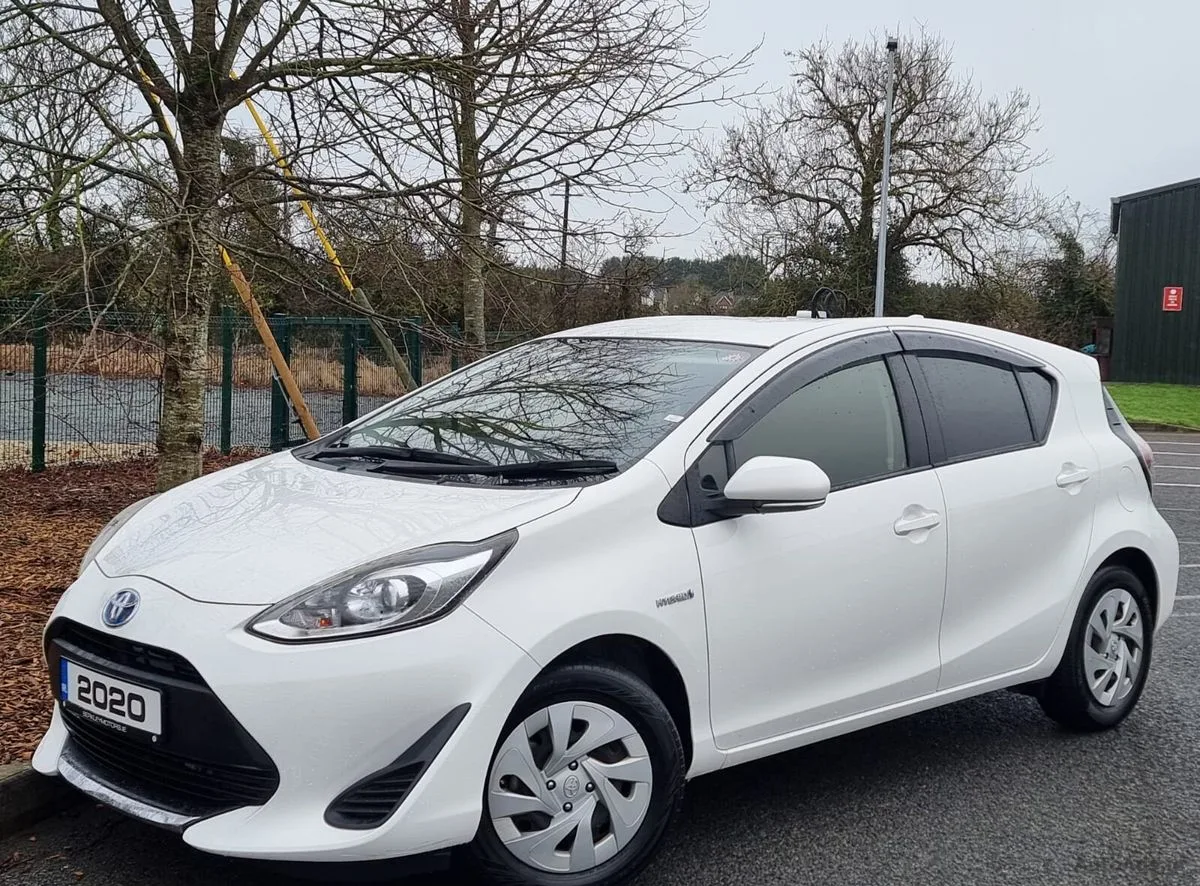 2020 Toyota Aqua – photo 11