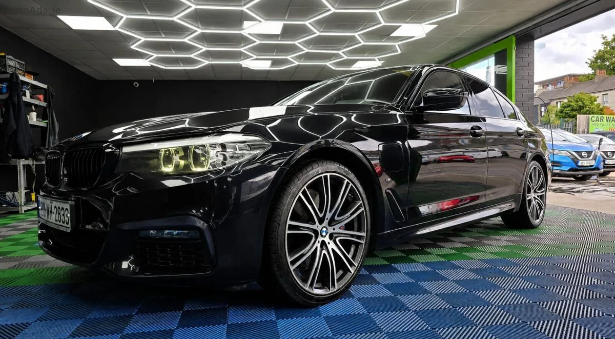 2020 BMW 5-Series – photo 6