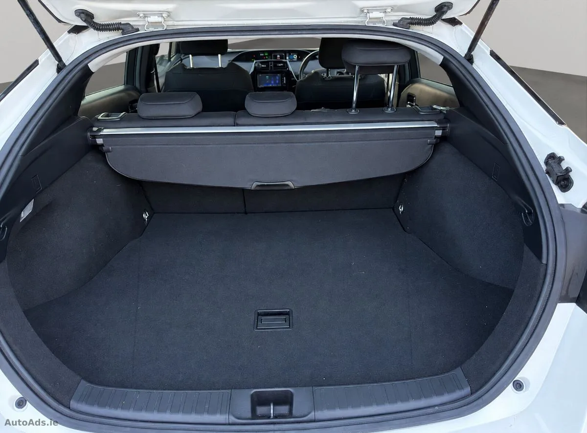 2019 Toyota Prius – photo 17