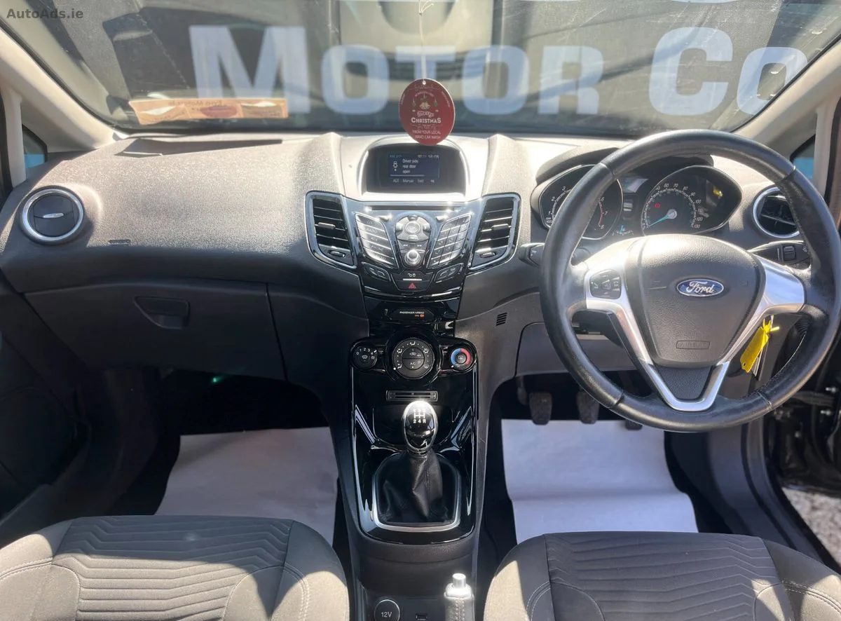 2017 Ford Fiesta – photo 7