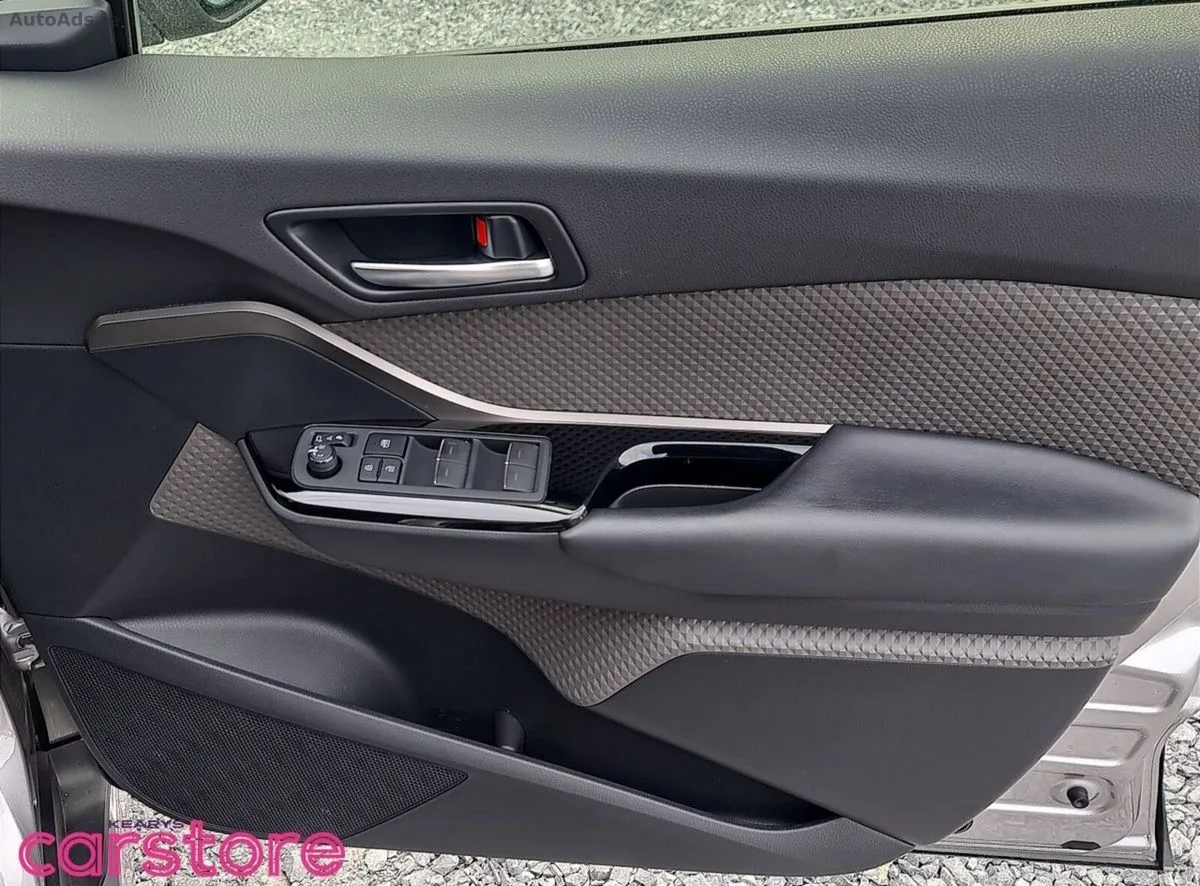 2020 Toyota C-HR – photo 17