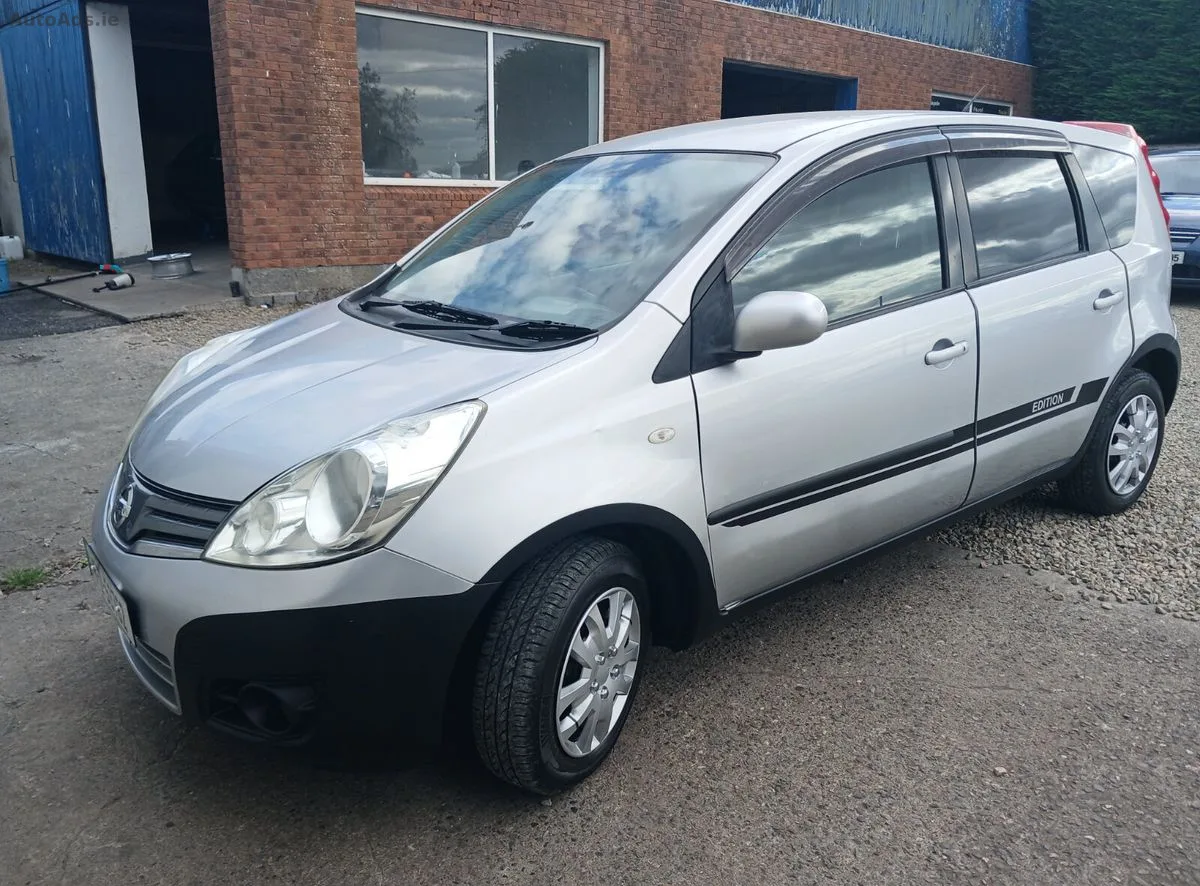 2011 Nissan Note – photo 2