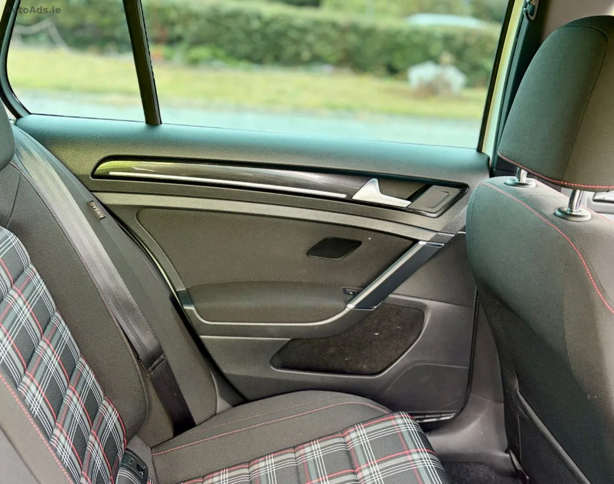 2013 Volkswagen Golf – photo 6