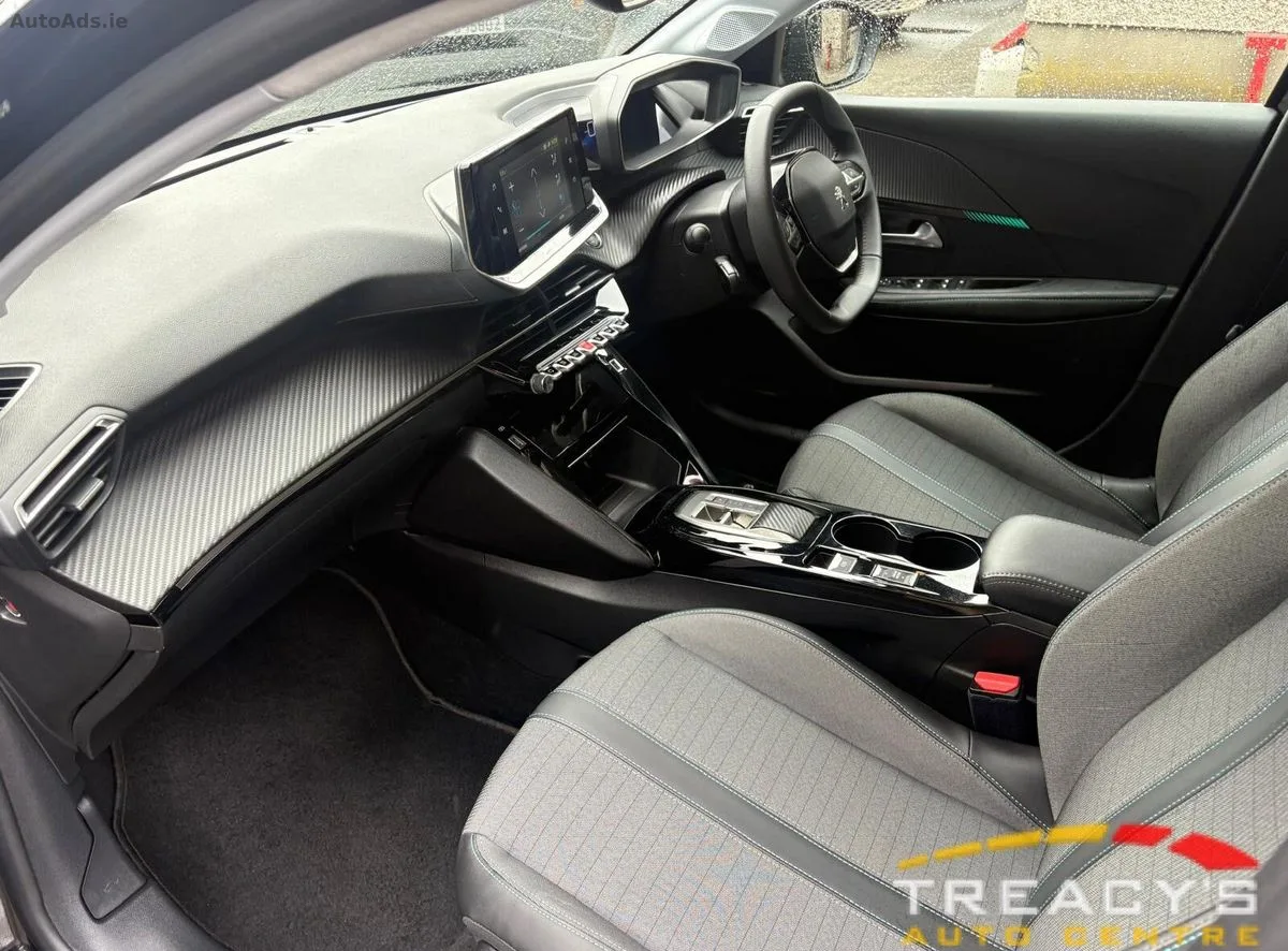 2023 Peugeot 208 – photo 6