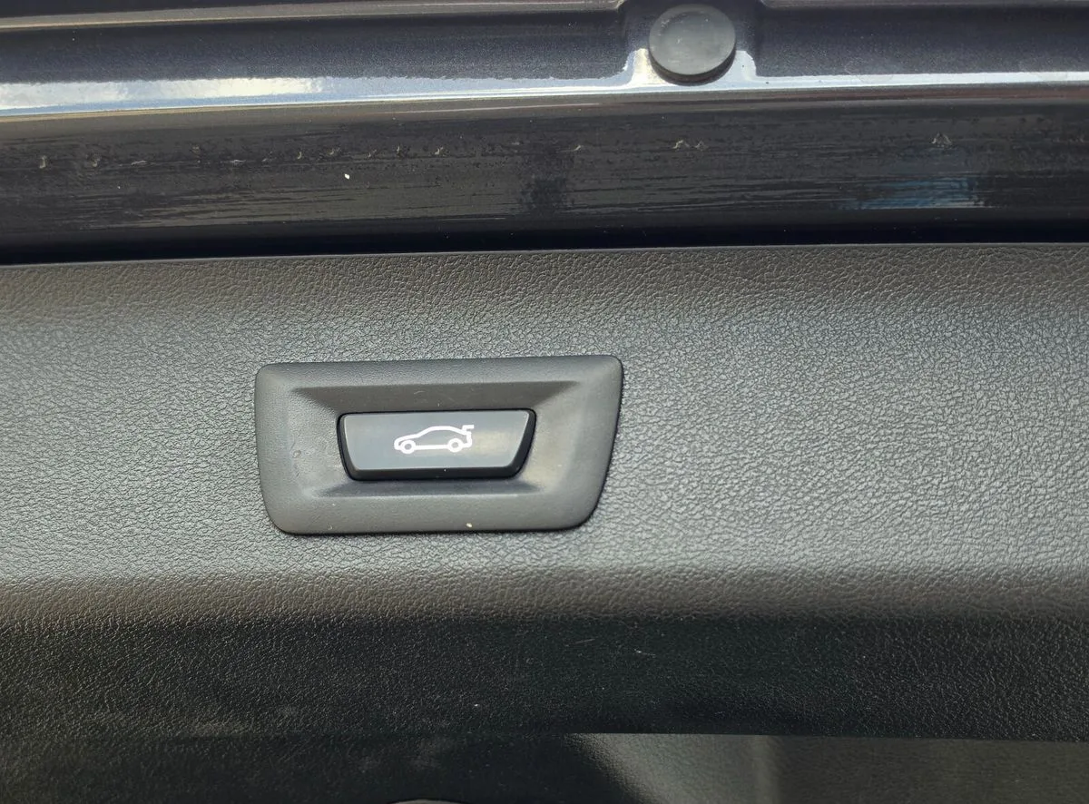 2019 BMW 5-Series – photo 10