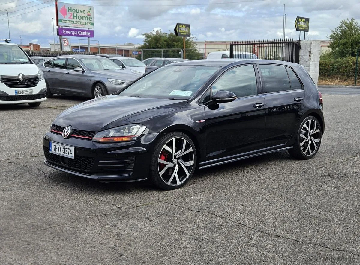 2017 Volkswagen Golf