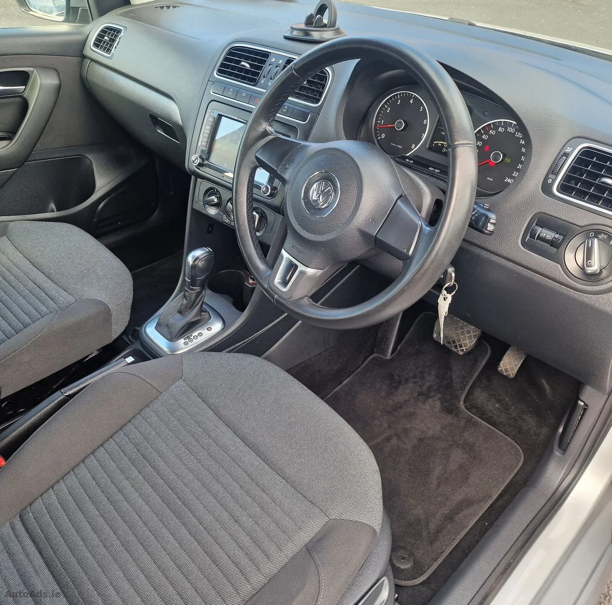 2013 Volkswagen Polo – photo 10
