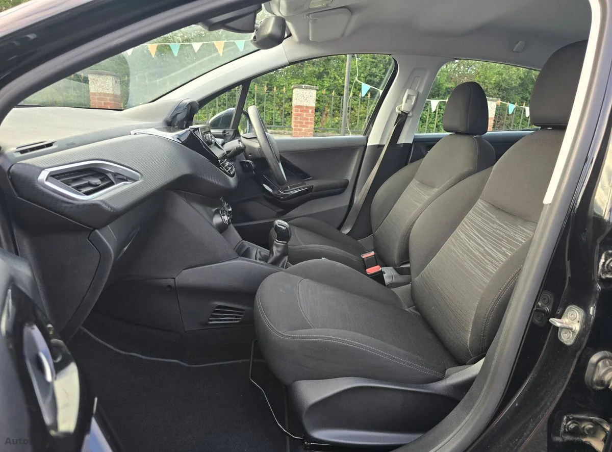 2018 Peugeot 208 – photo 14