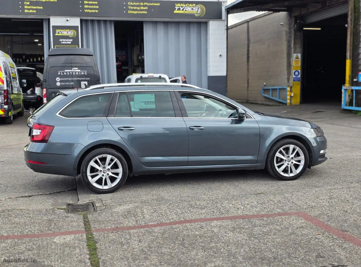 2017 Skoda Octavia – photo 4