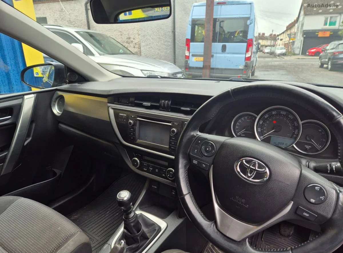 2013 Toyota Auris – photo 5