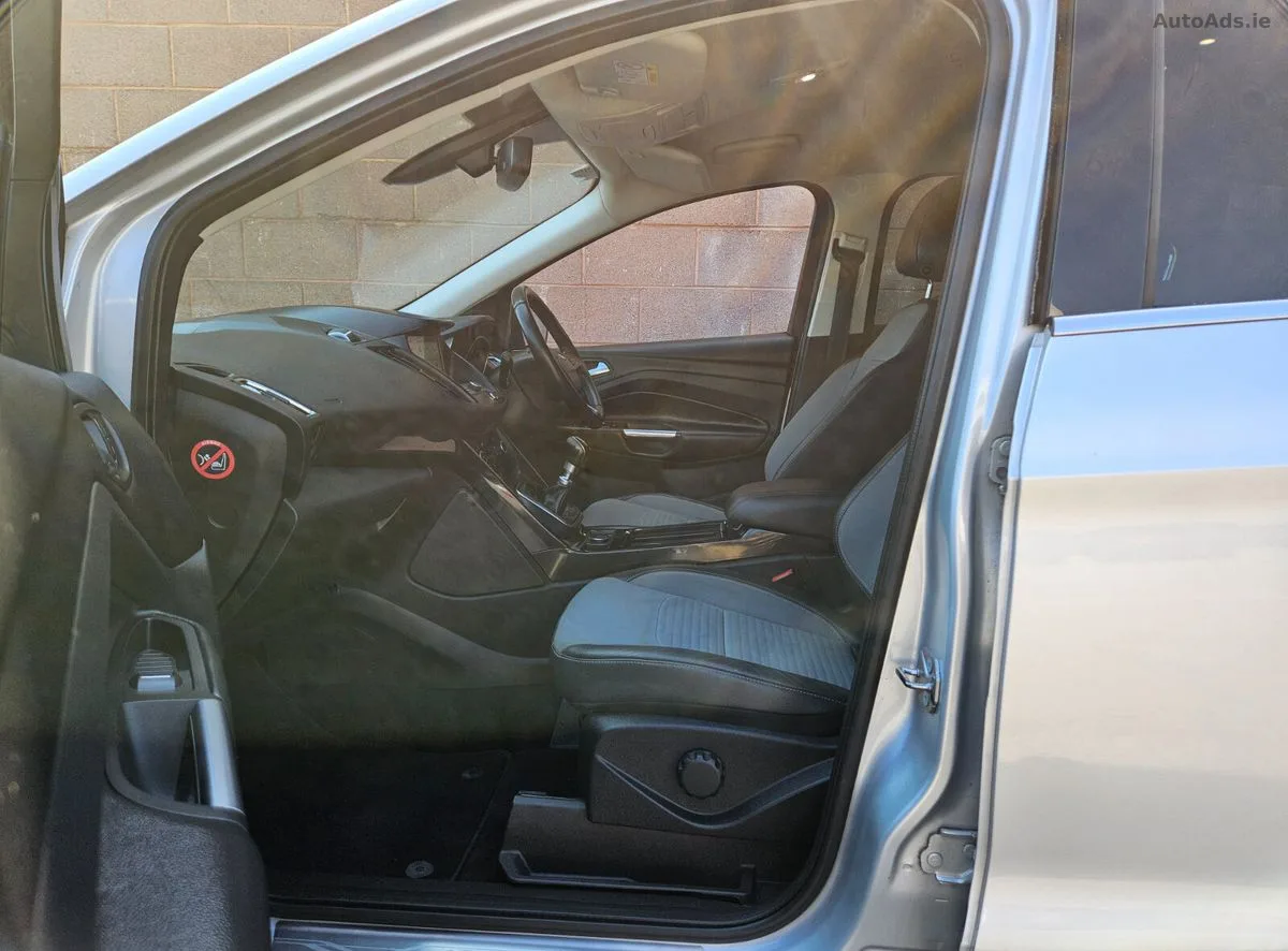 2017 Ford Kuga – photo 16