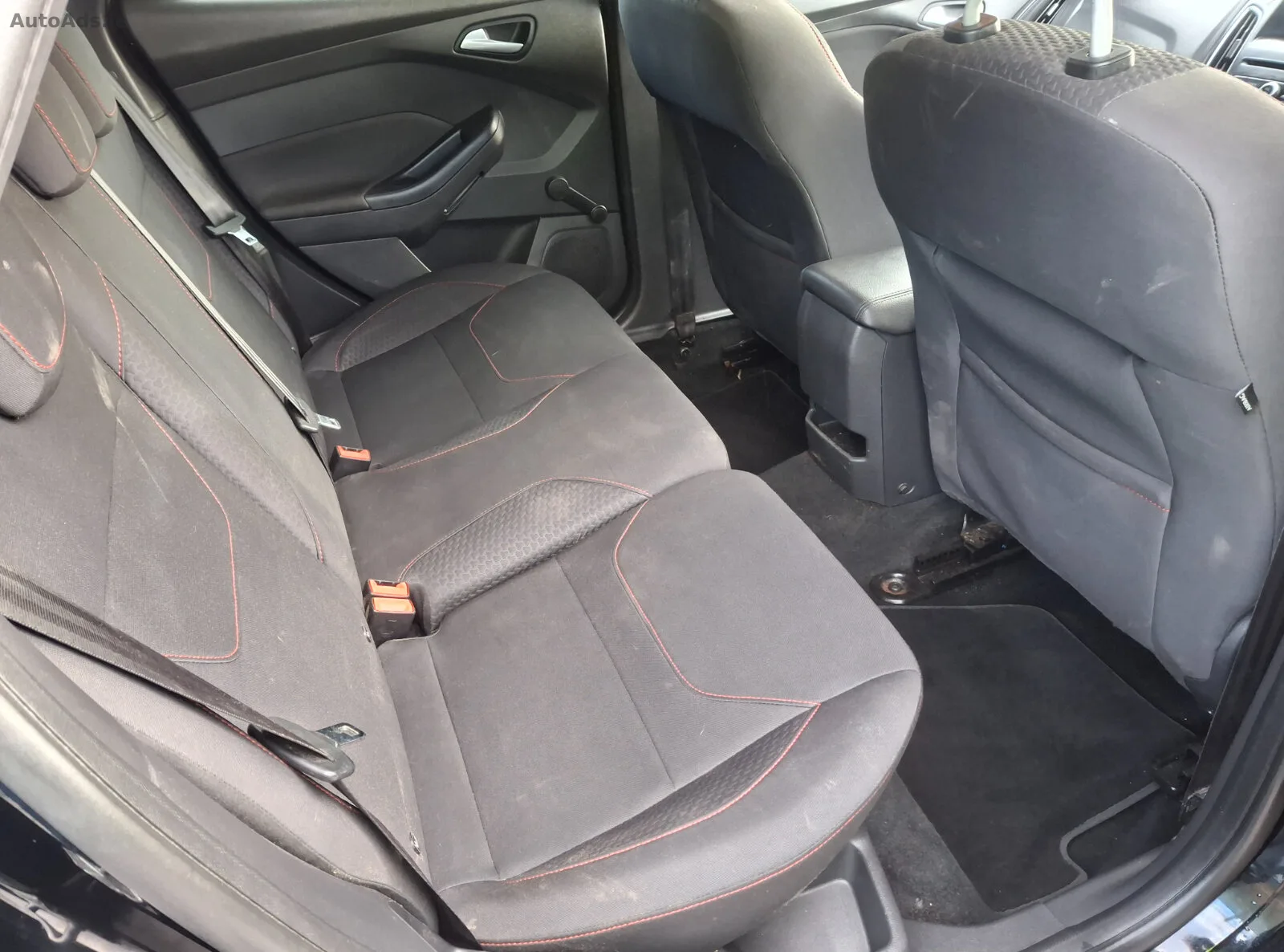 2017 Ford Focus – photo 14