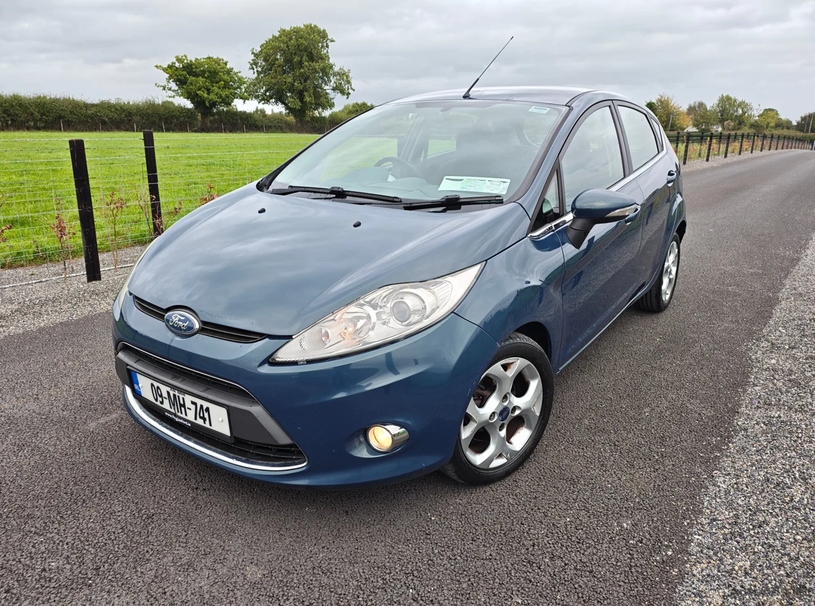 2009 Ford Fiesta – photo 4