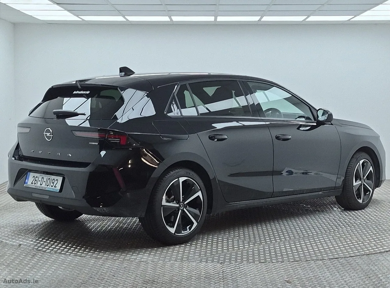 2026 Opel Astra – photo 2