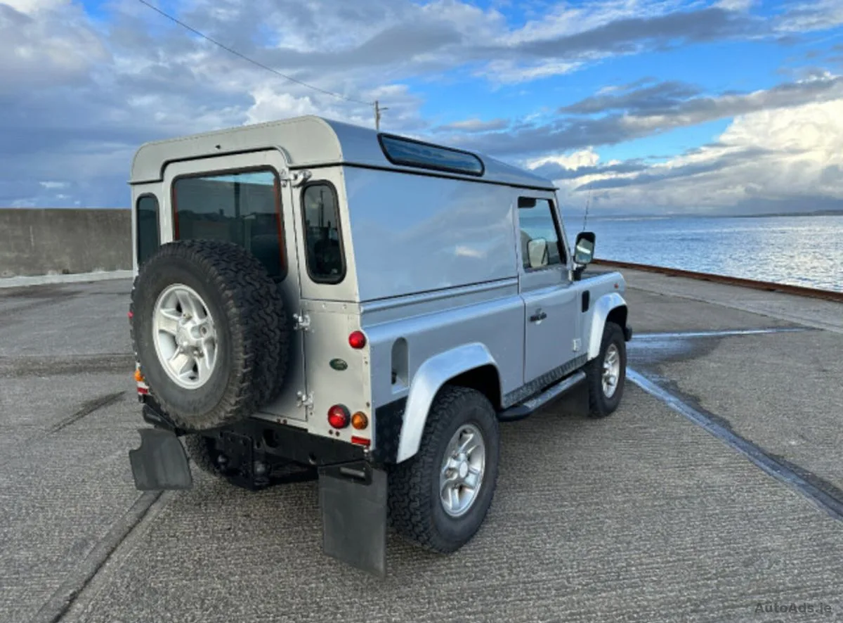 2007 Land Rover Defender – photo 3