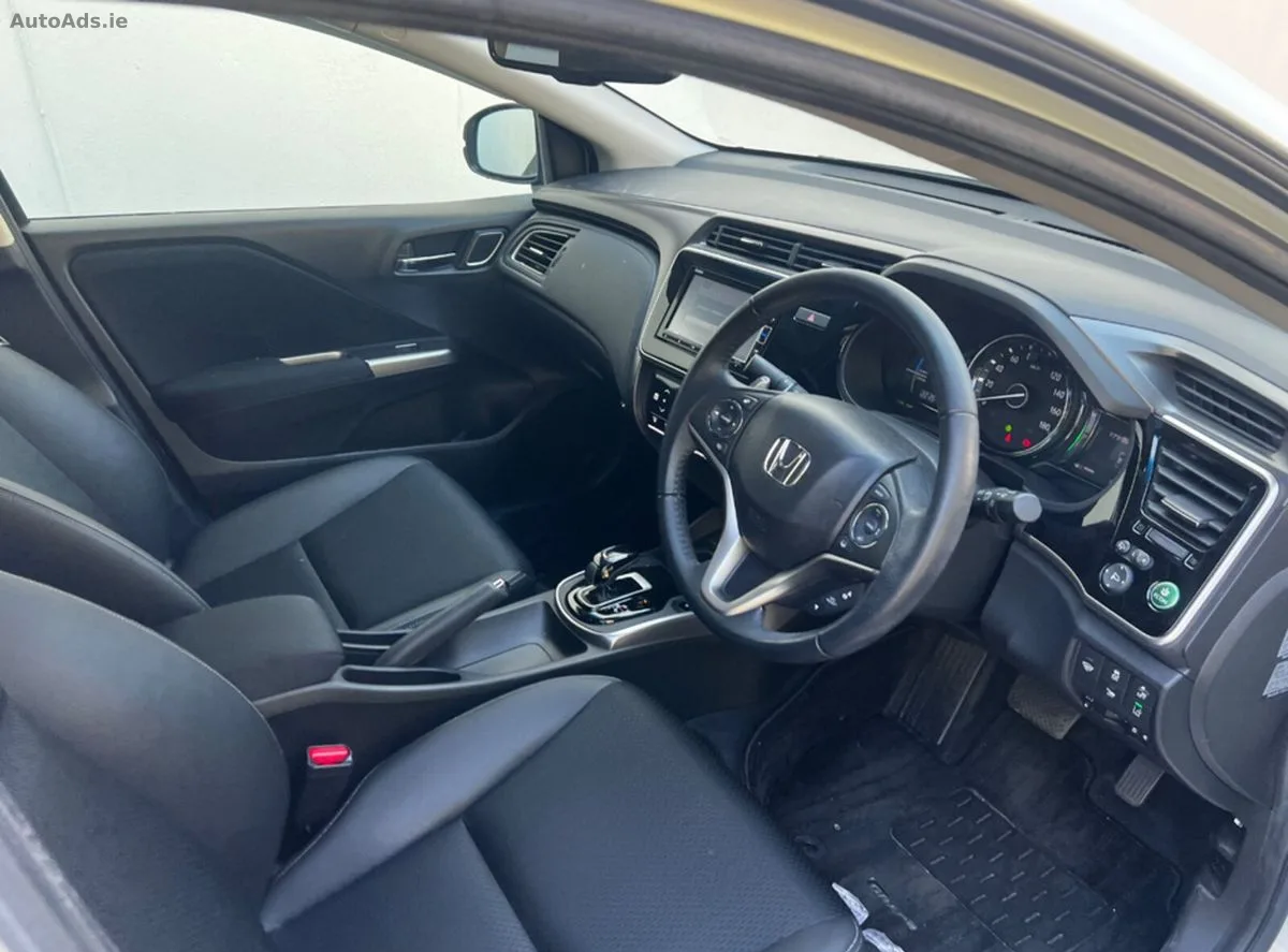 2018 Honda Grace – photo 16