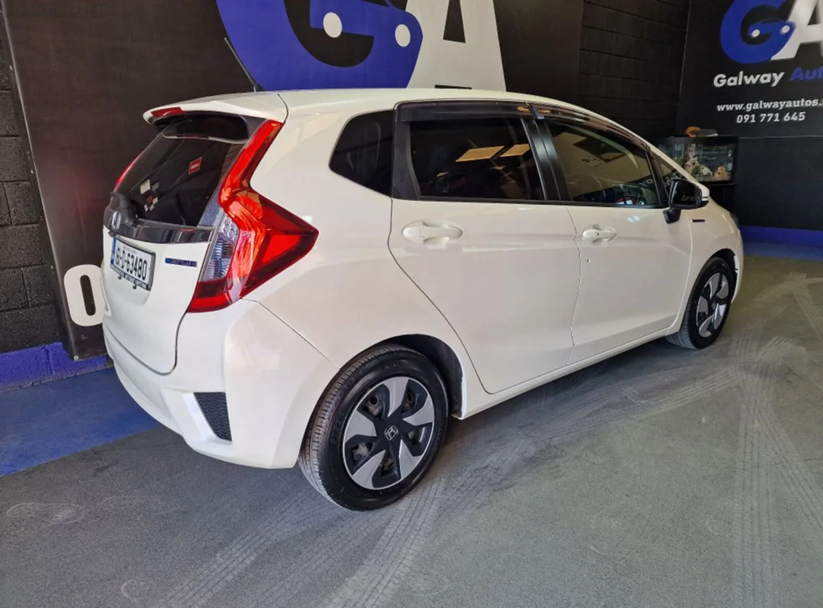 2016 Honda Fit – photo 10