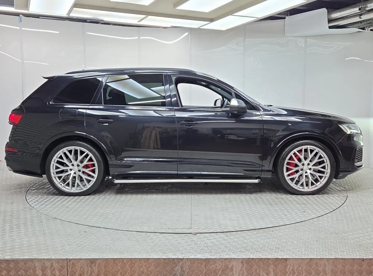 2020 Audi SQ7 – photo 10