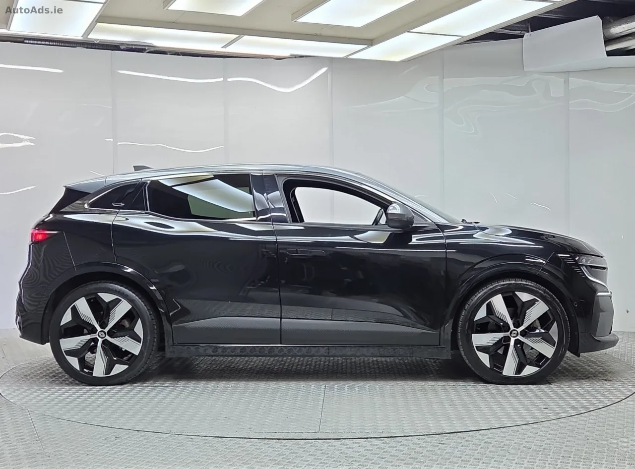2023 Renault Megane E-Tech – photo 5