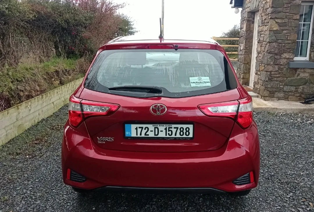 2017 Toyota Yaris – photo 4