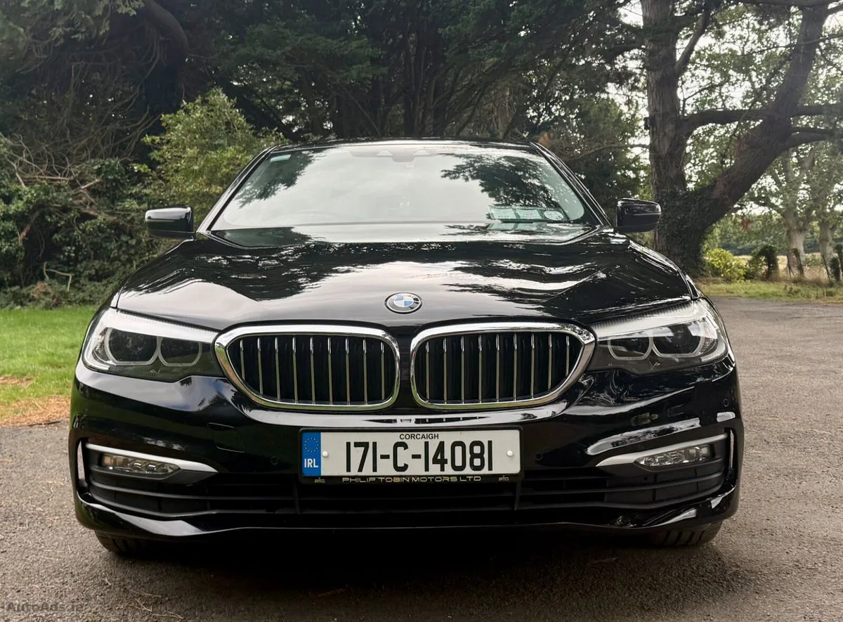 2017 BMW 5-Series – photo 2