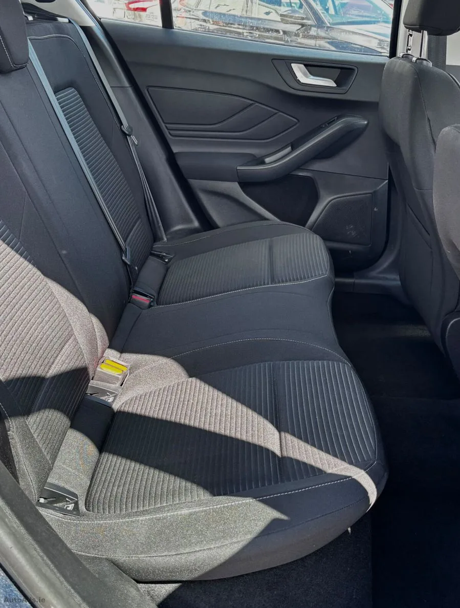 2023 Ford Focus – photo 4