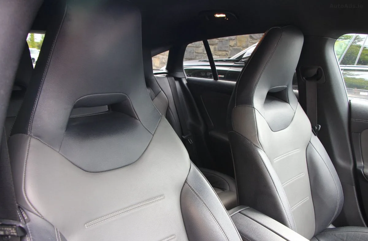 2022 Mercedes-Benz CLA – photo 9