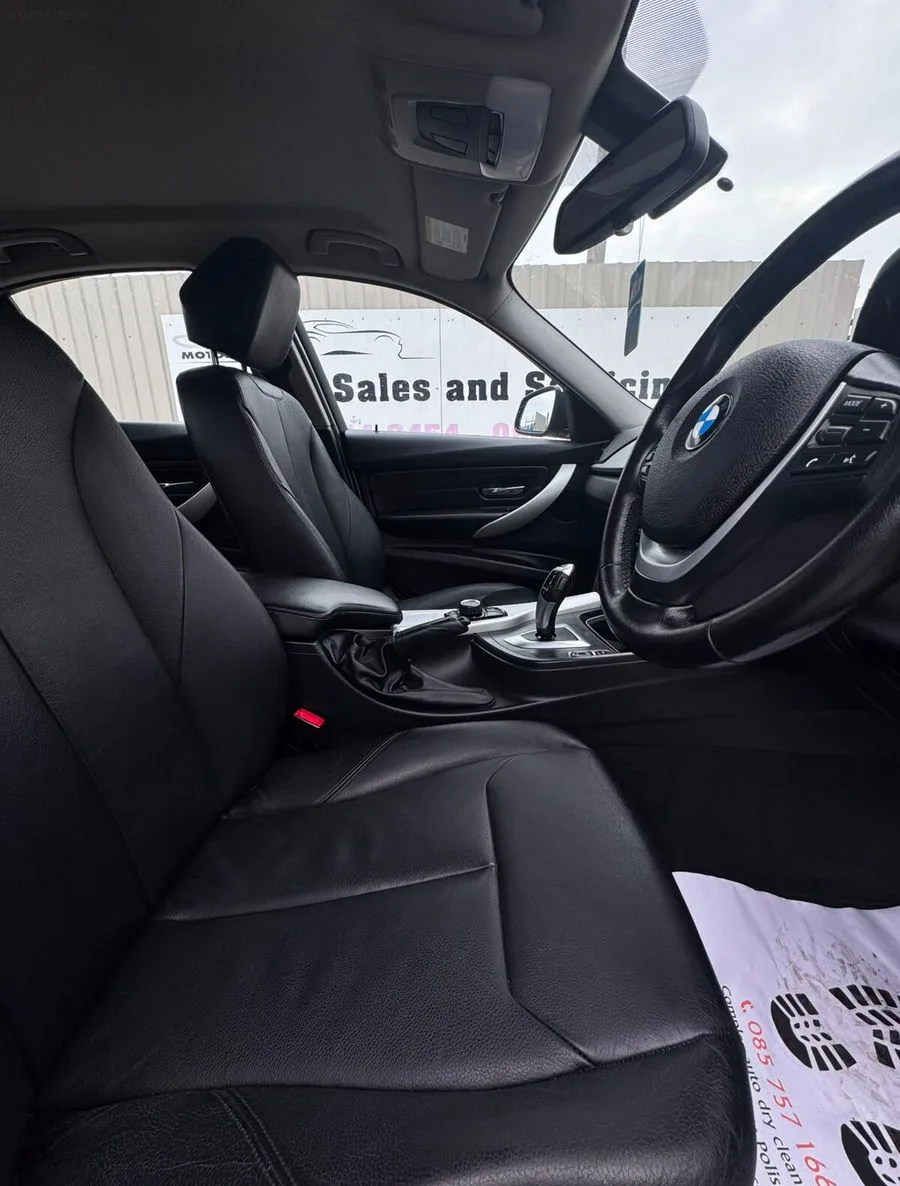2012 BMW 3-Series – photo 16
