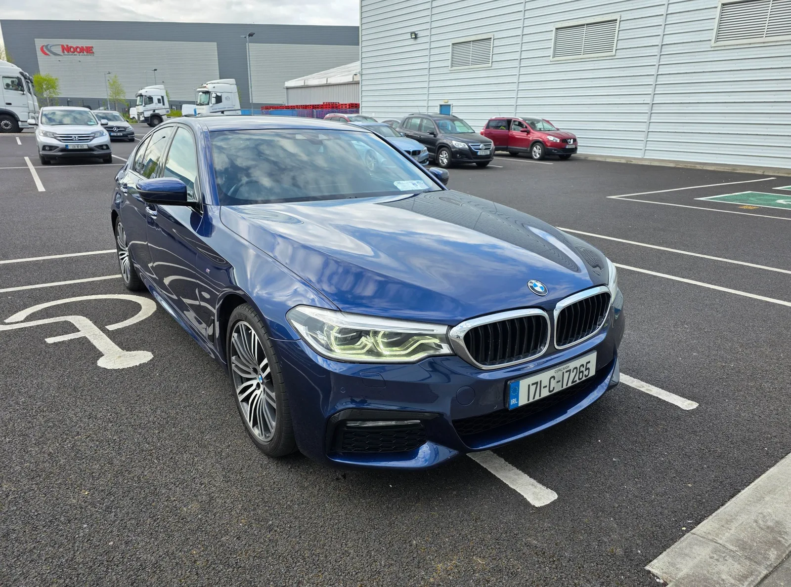 2017 BMW 5 Series – photo 1