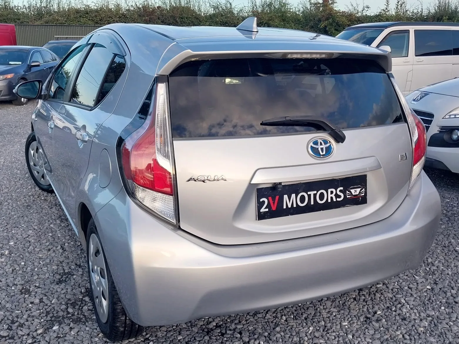 2017 Toyota Aqua – photo 4