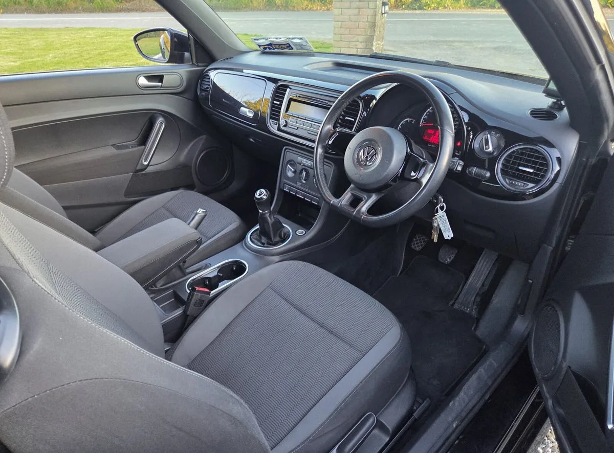 2013 Volkswagen Beetle – photo 9