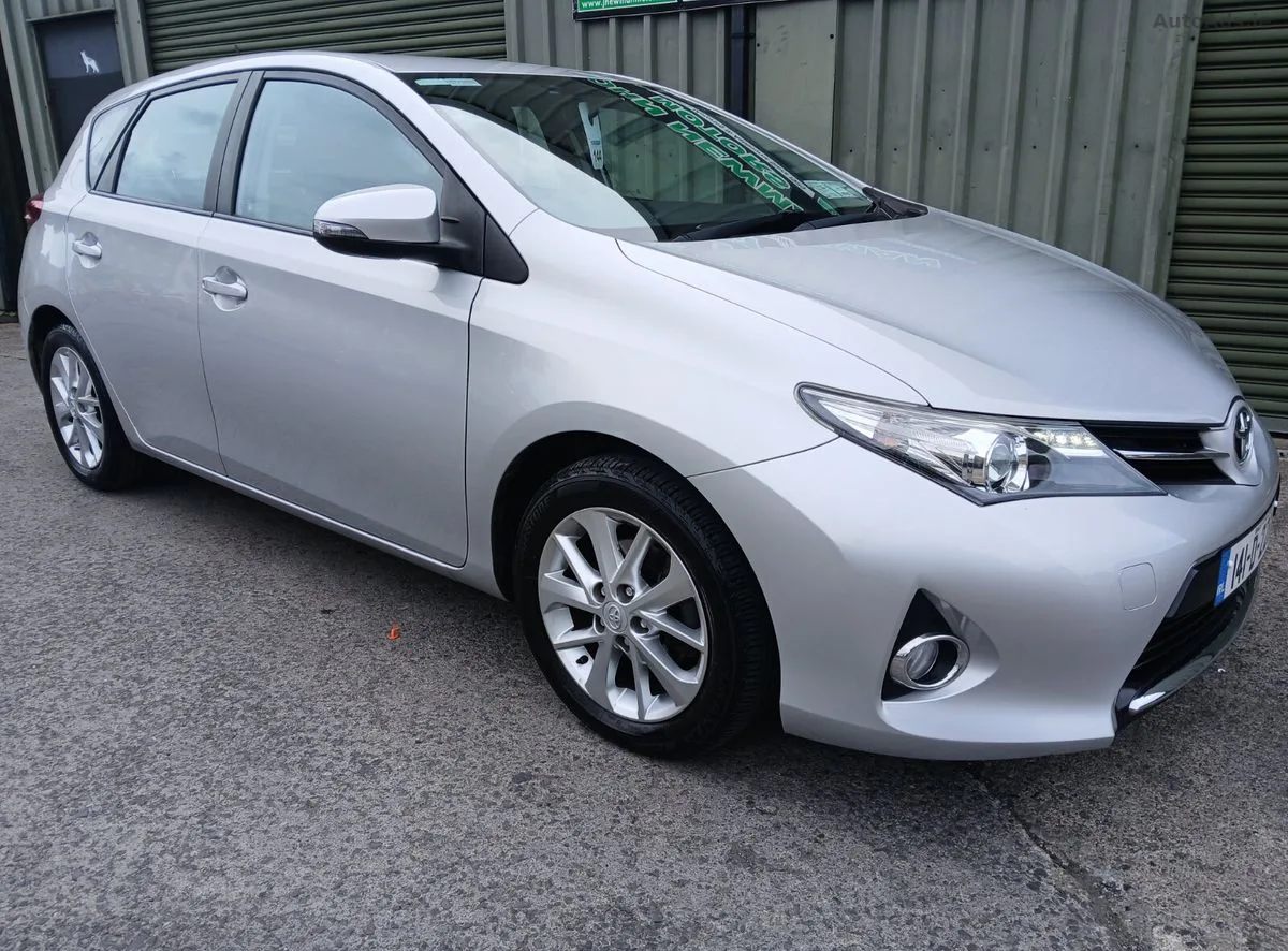 2014 Toyota Auris – photo 15
