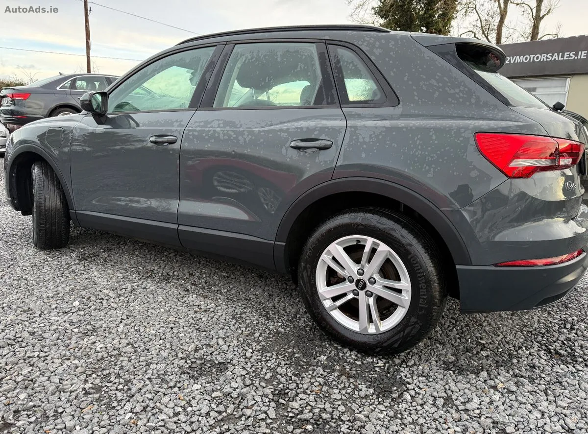 2022 Audi Q3 – photo 3