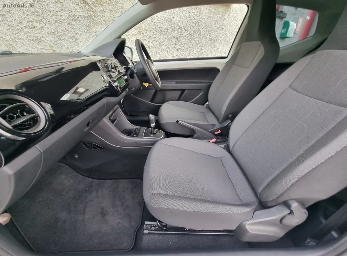 2012 Volkswagen up! – photo 18