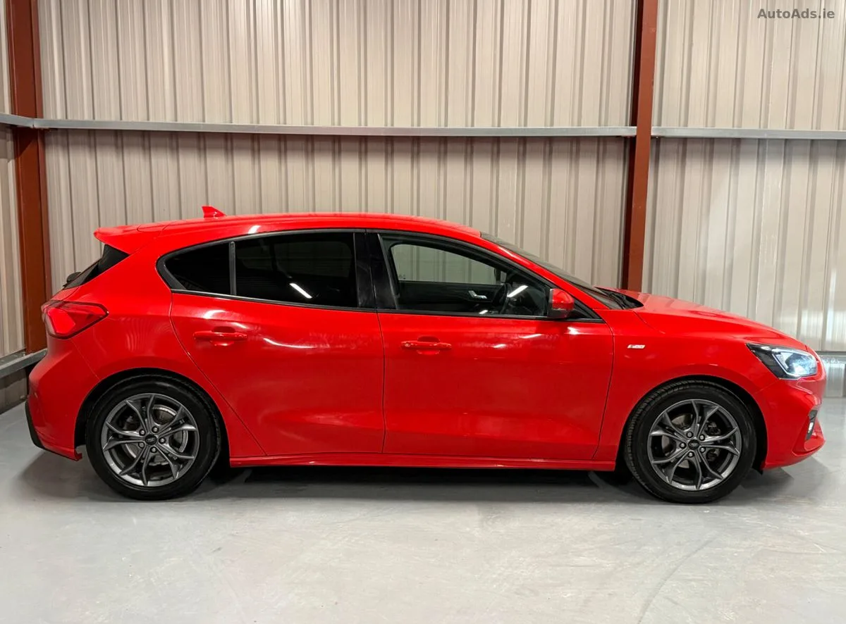 2020 Ford Focus – photo 8