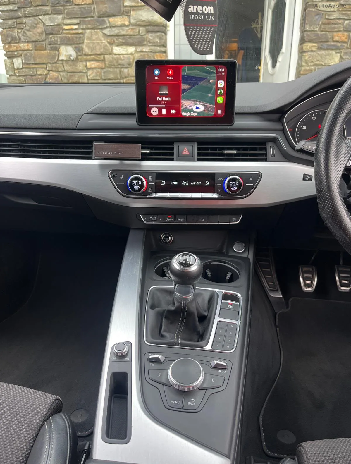 2016 Audi A4 – photo 2