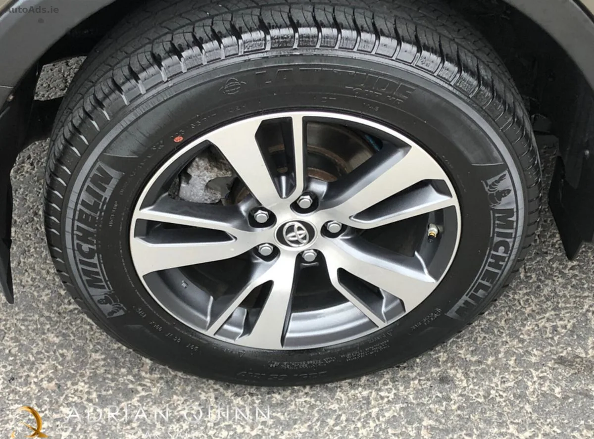 2016 Toyota RAV4 – photo 6