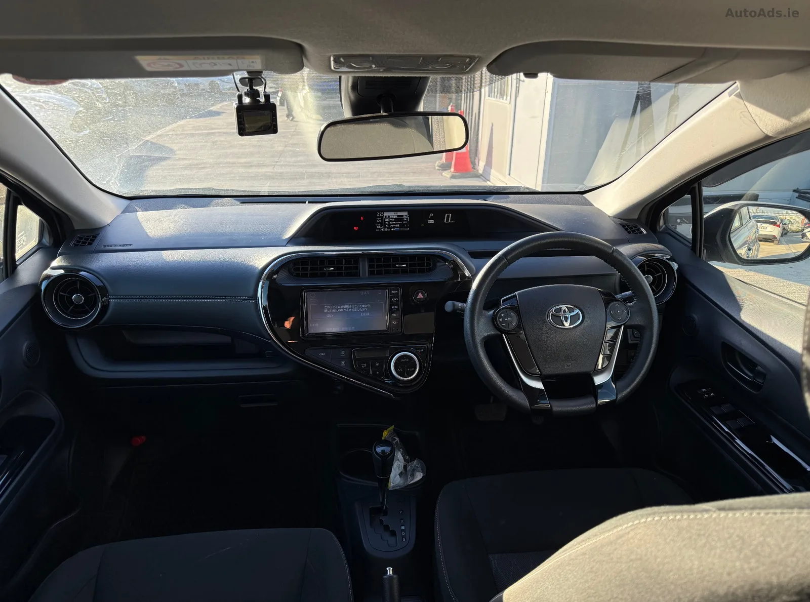 2020 Toyota Aqua – photo 6