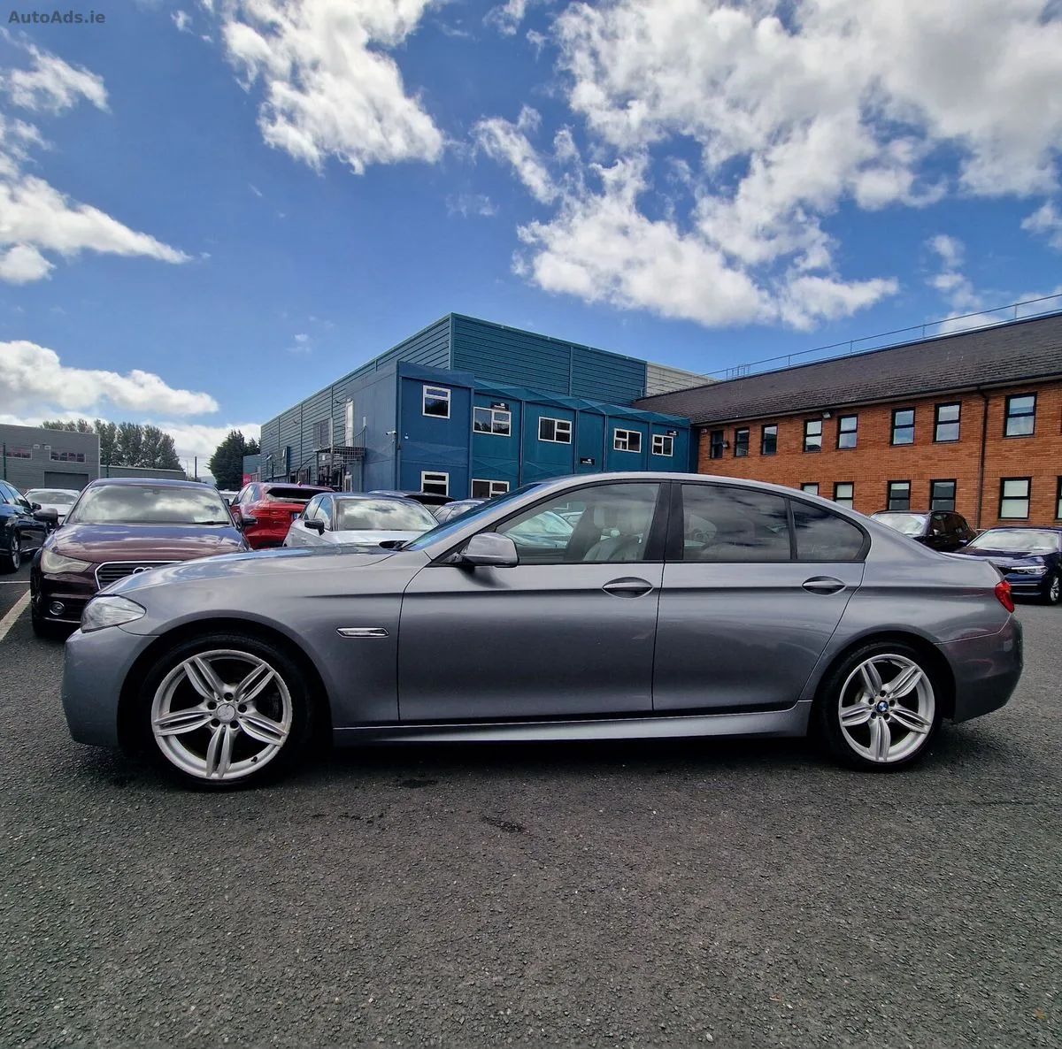 2012 BMW 5-Series – photo 8